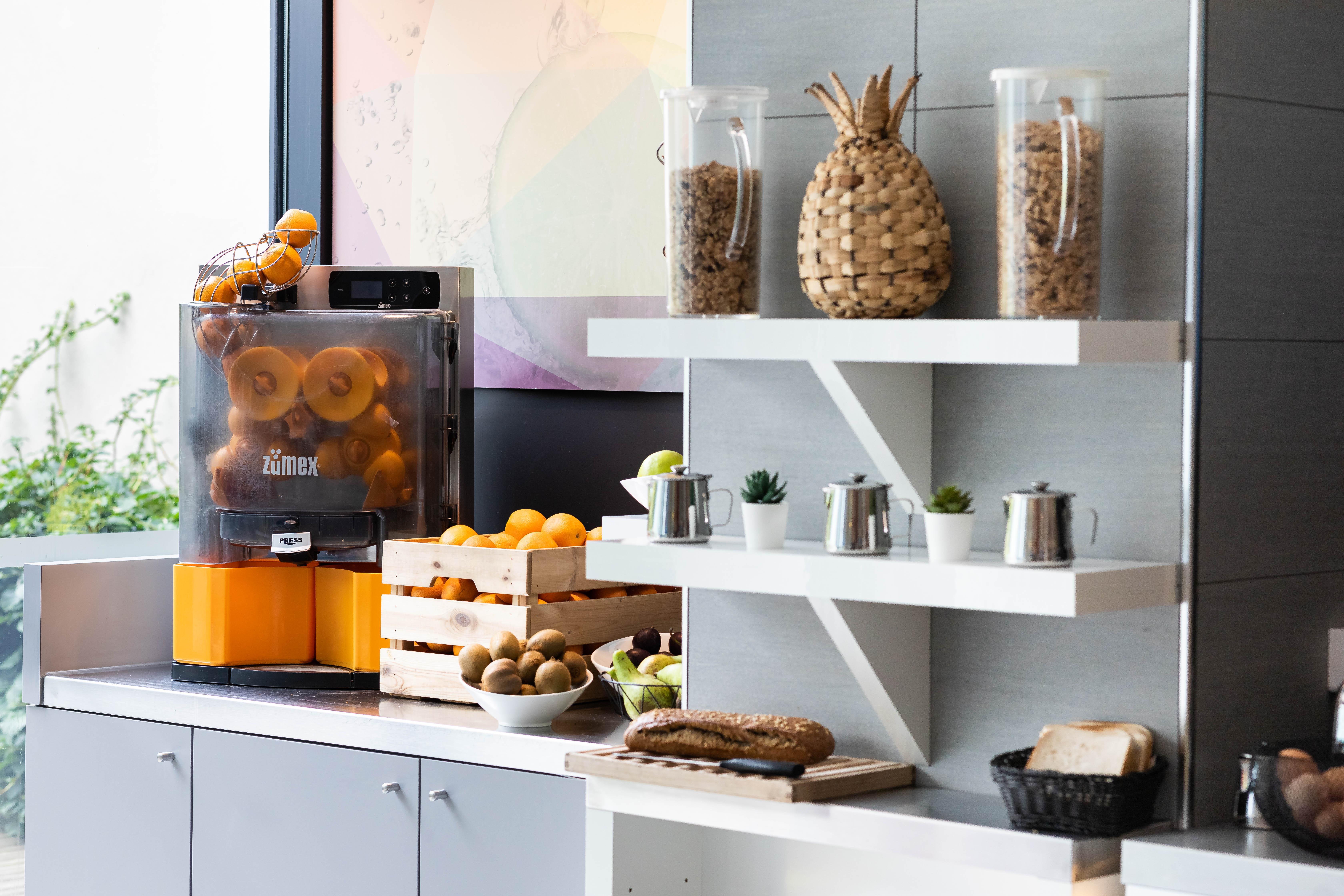 Ibis Styles Paris Porte D'orléans 3*