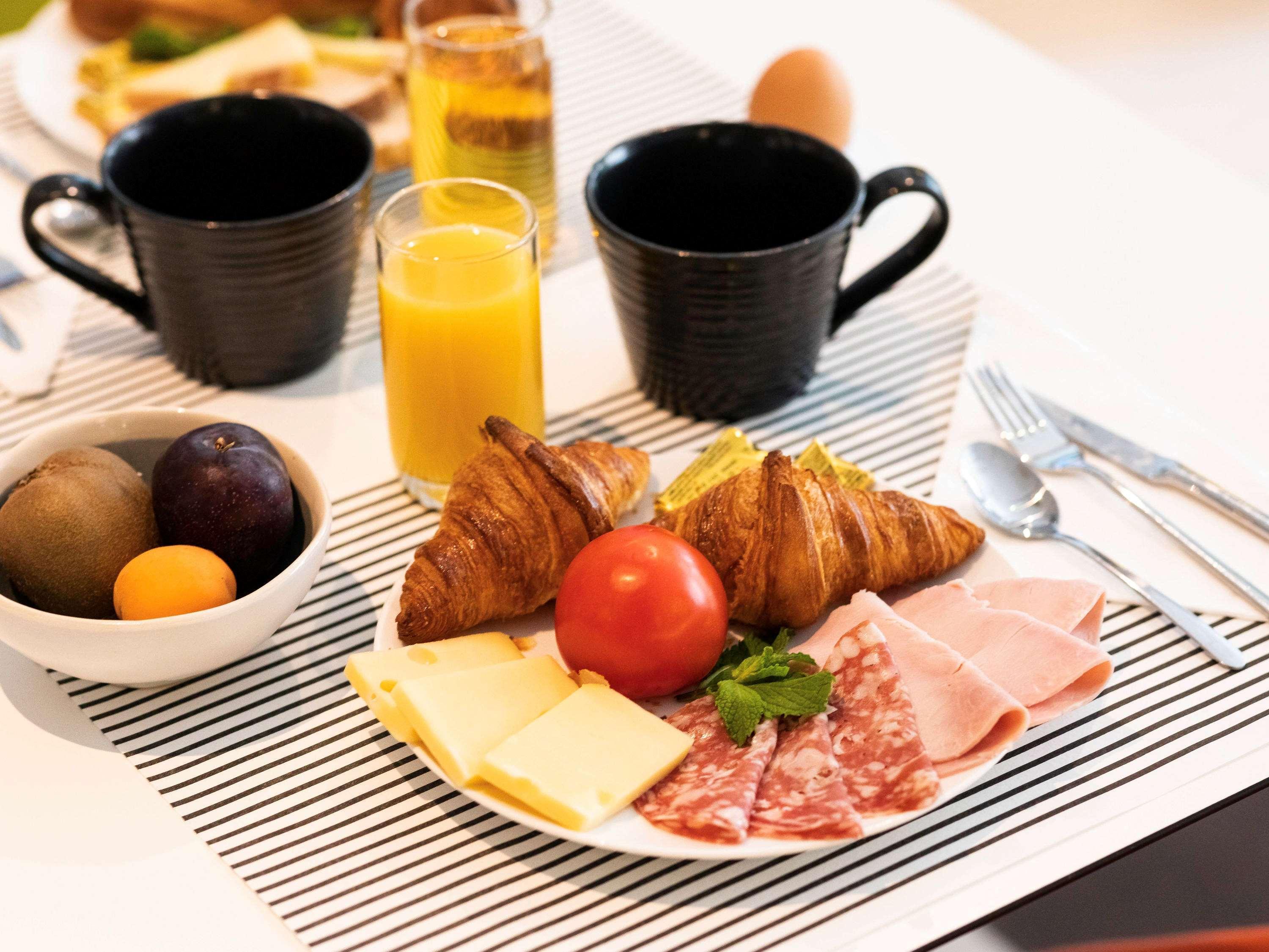 Ibis Styles Paris Porte D'orleans Hotel