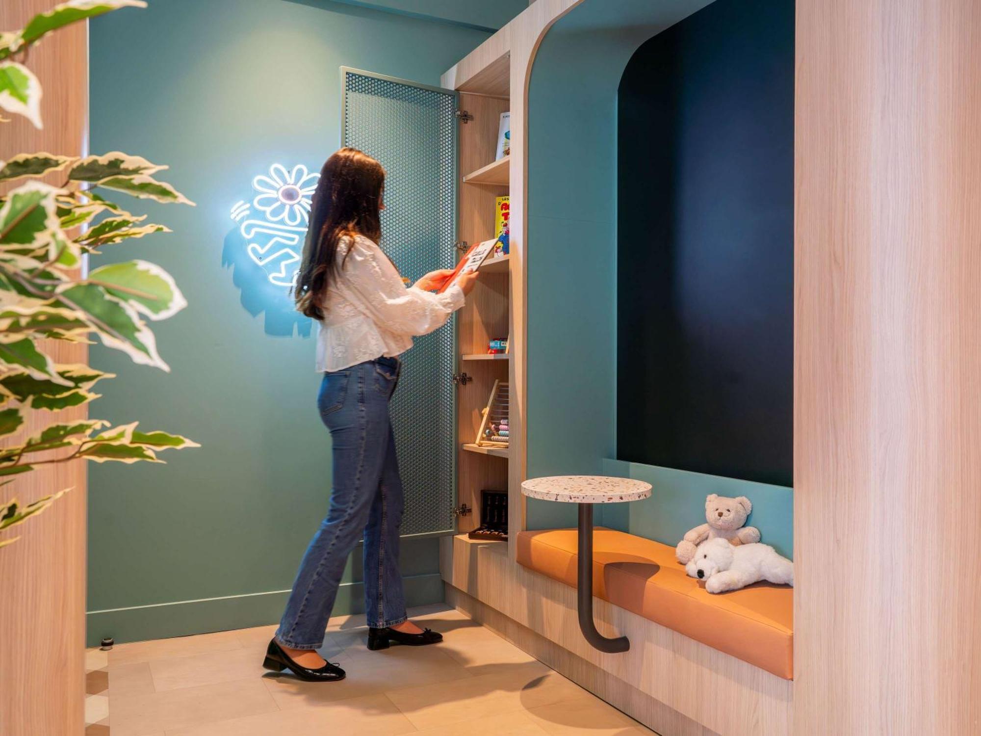 Hotel Ibis Styles Paris Porte D'orléans Montrouge